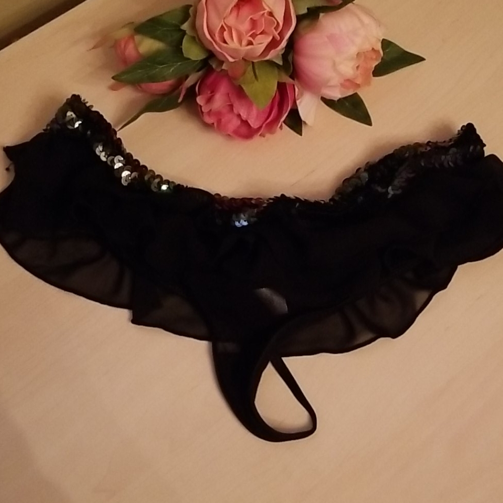 Sexy thong g-string panties ruffles, sequins sexy!